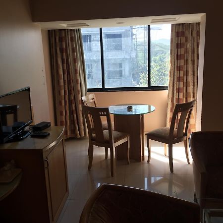 Hotel Ashirwad Πούνε Εξωτερικό φωτογραφία