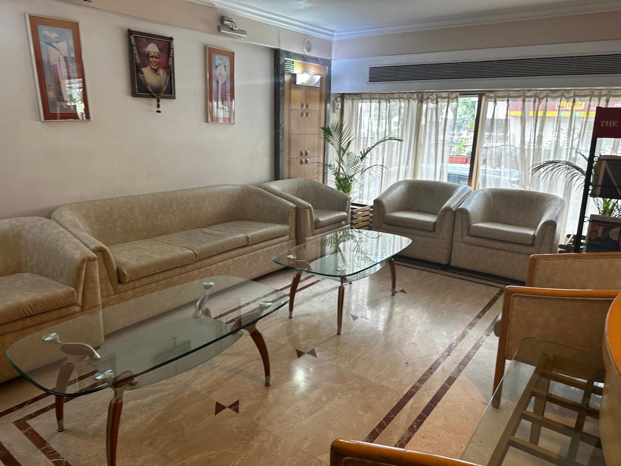 Hotel Ashirwad Πούνε Εξωτερικό φωτογραφία