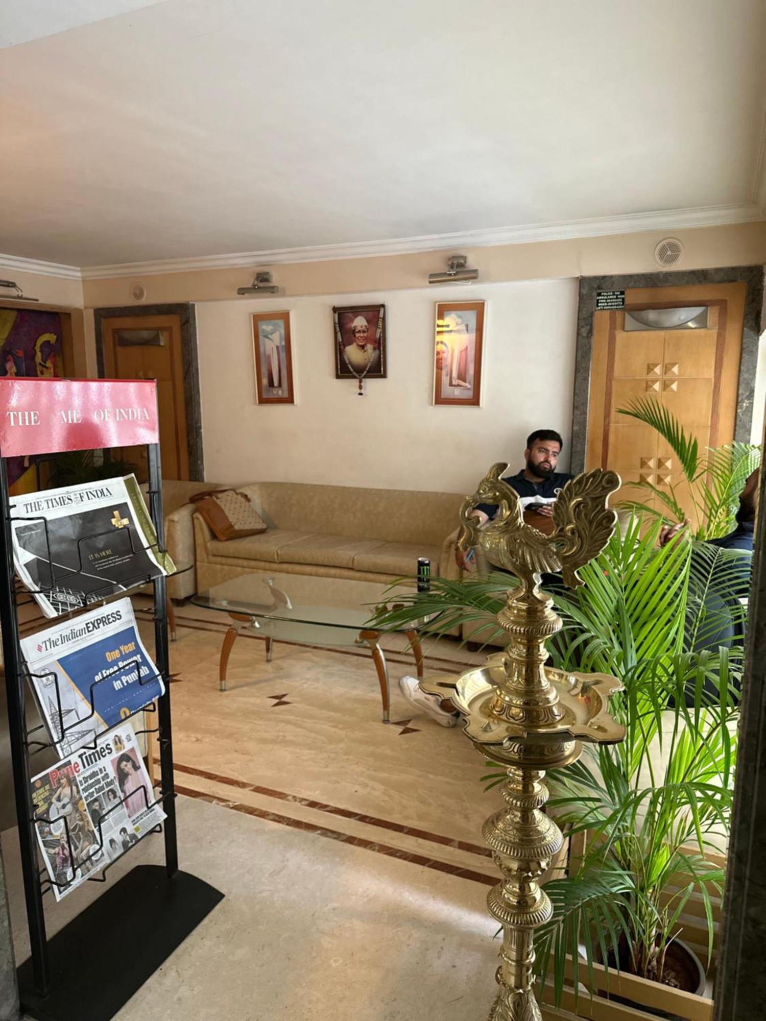 Hotel Ashirwad Πούνε Εξωτερικό φωτογραφία