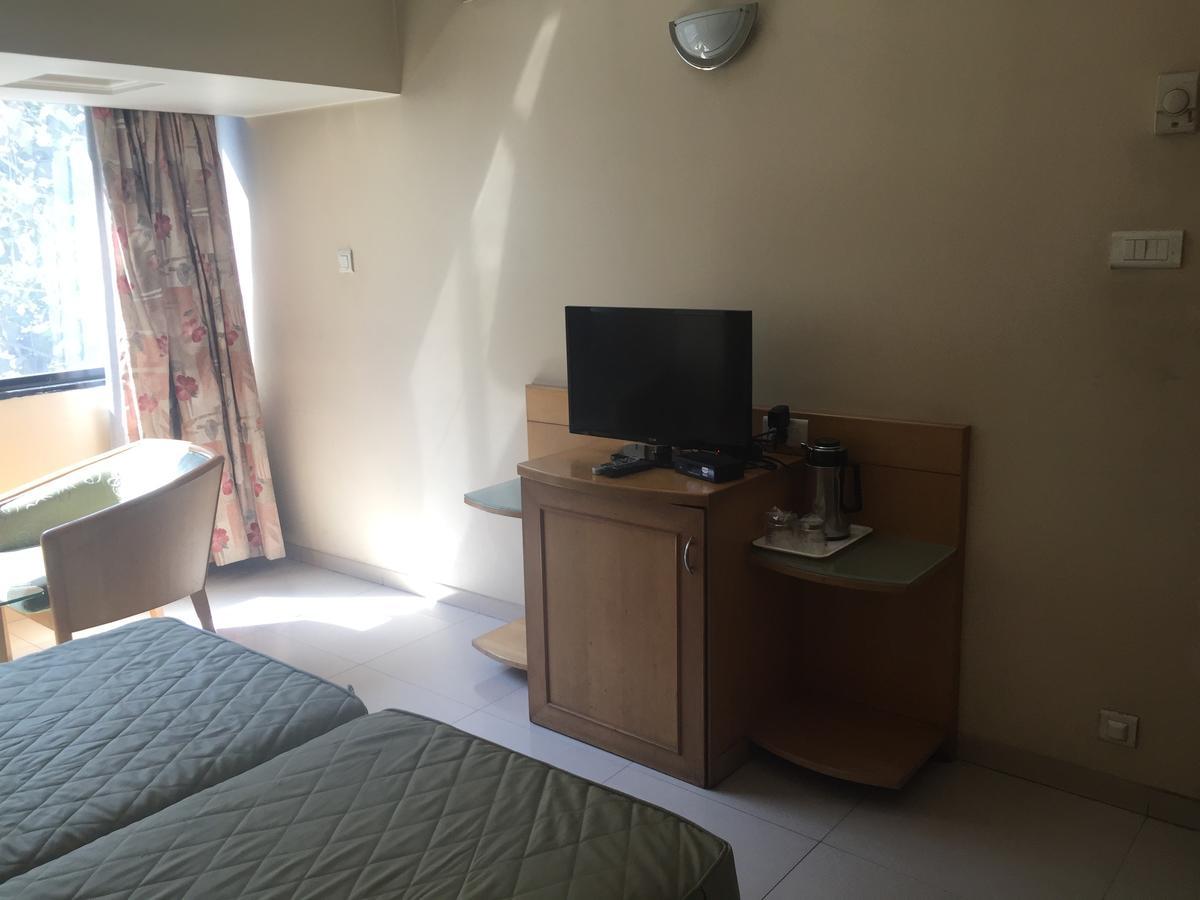 Hotel Ashirwad Πούνε Εξωτερικό φωτογραφία